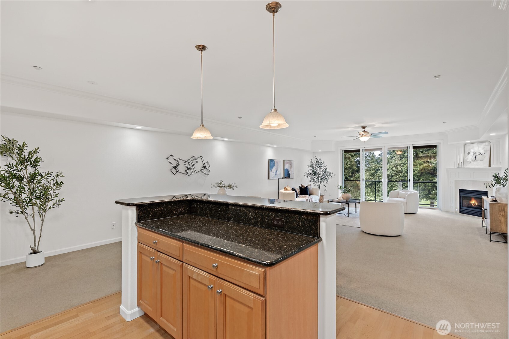 Tacoma, Washington, 98405, United States, 2 Bedrooms Bedrooms, ,2 BathroomsBathrooms,Residential,For Sale,2003445