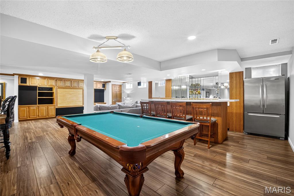 St Charles, Missouri, 63301, United States, 4 Bedrooms Bedrooms, ,4 BathroomsBathrooms,Residential,For Sale,1902113