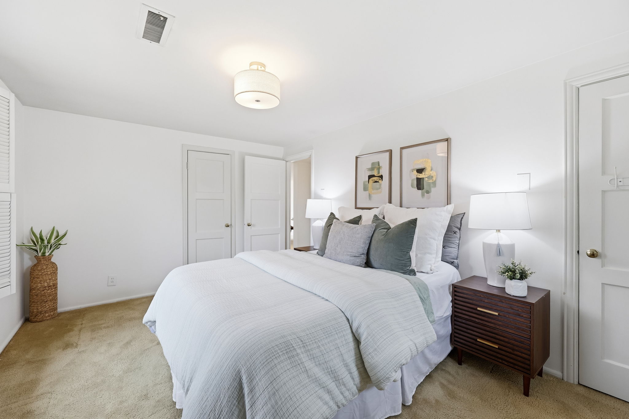  1016 Sunset Wy, Bellevue, WA 98004 - 物件實景