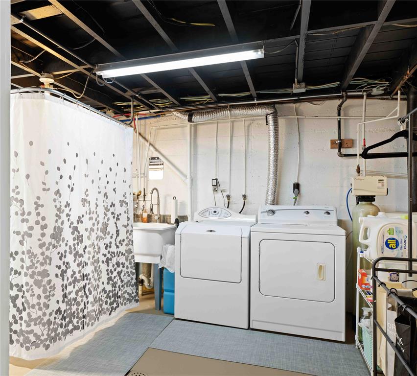 Kalispell, Montana, 59901, United States, 2 Bedrooms Bedrooms, ,1 BathroomBathrooms,Residential,For Sale,1927766
