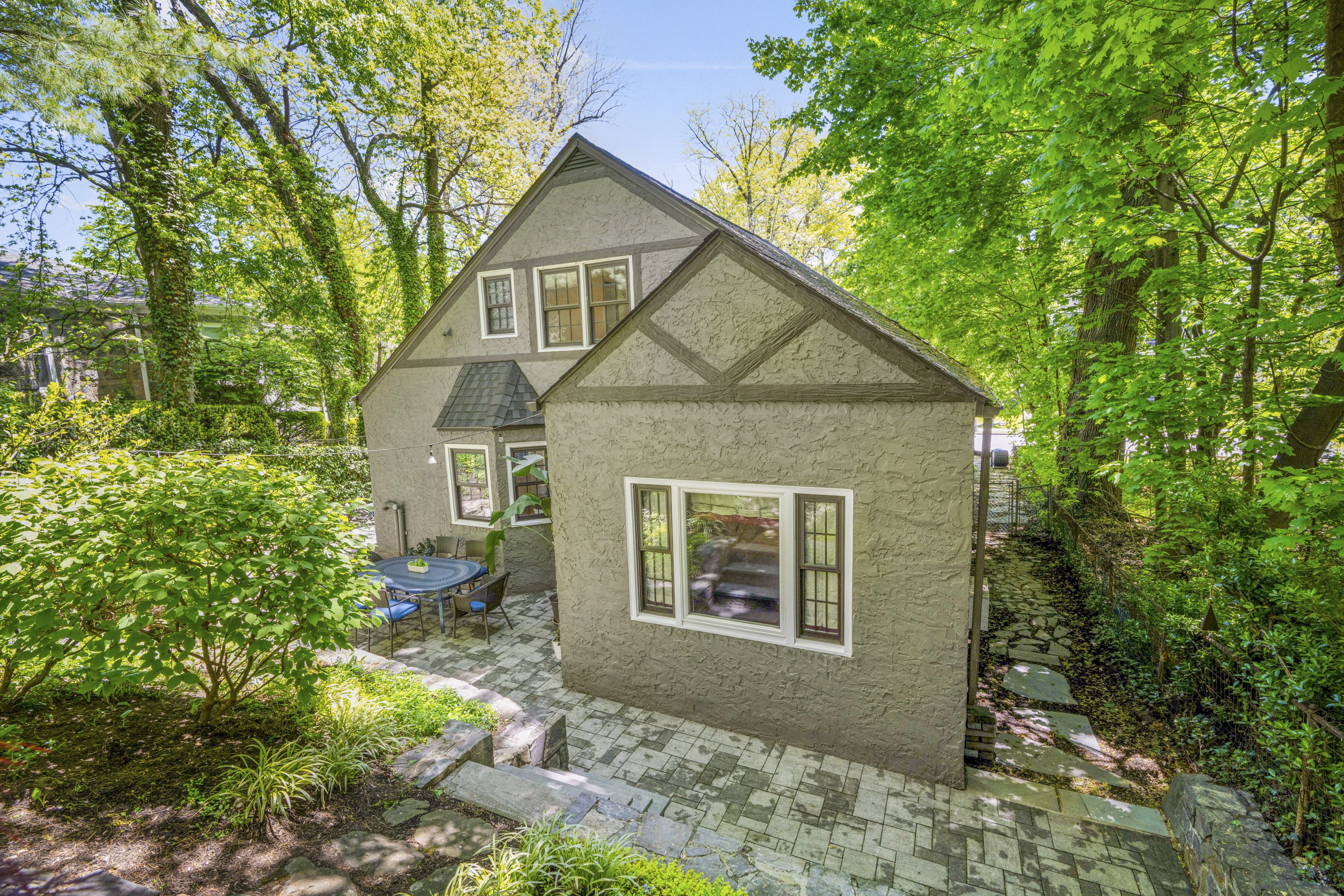  Charming Larchmont Home - 物件實景