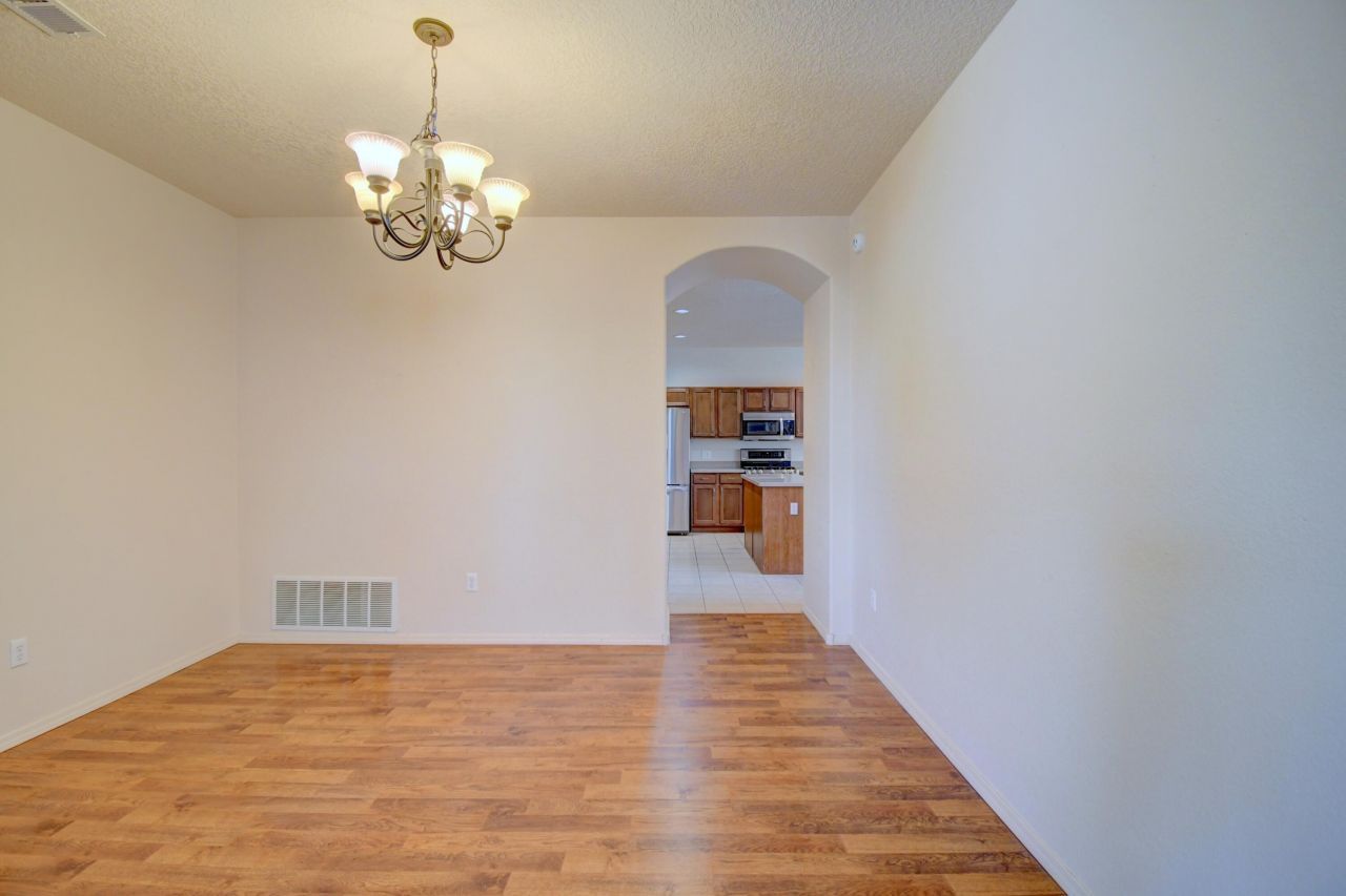 Rio Rancho, New Mexico, 87124, United States, 5 Bedrooms Bedrooms, ,3 BathroomsBathrooms,Residential,For Sale,1898268