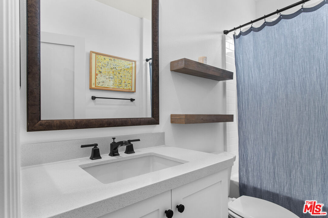 Indio, California, 92201, United States, 2 Bedrooms Bedrooms, ,2 BathroomsBathrooms,Residential,For Sale,2001996