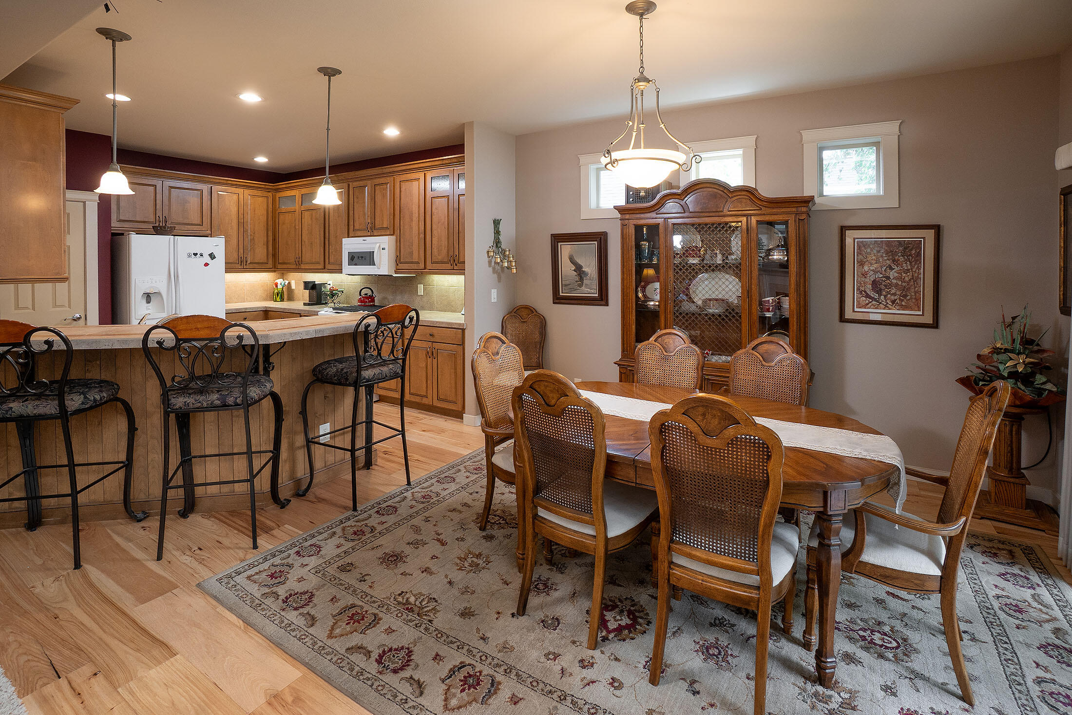 Bend, Oregon, 97702, United States, 3 Bedrooms Bedrooms, ,2 BathroomsBathrooms,Residential,For Sale,1883442