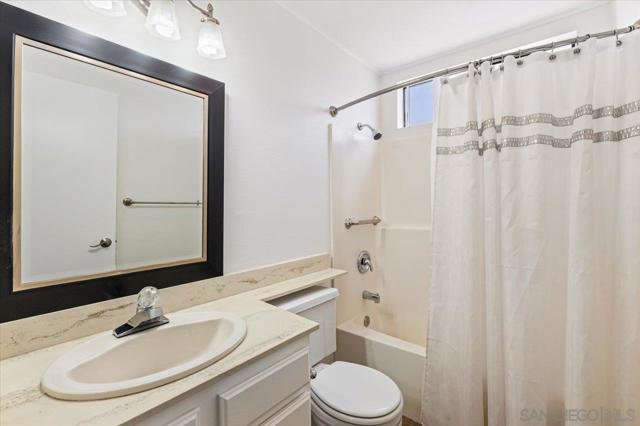 Spring Valley, California, 91978, United States, 3 Bedrooms Bedrooms, ,2 BathroomsBathrooms,Residential,For Sale,1974950