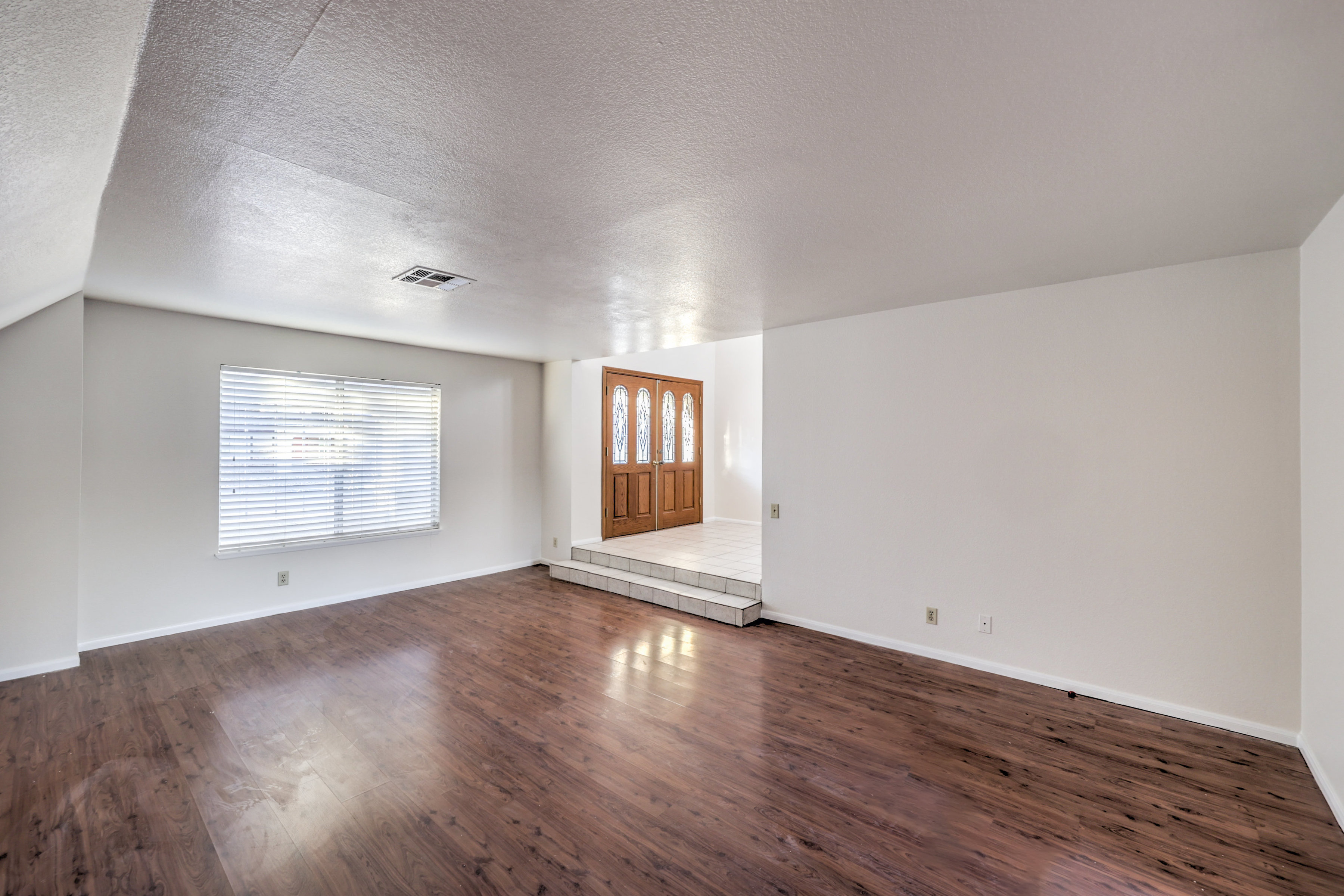  New to Market - 物件實景