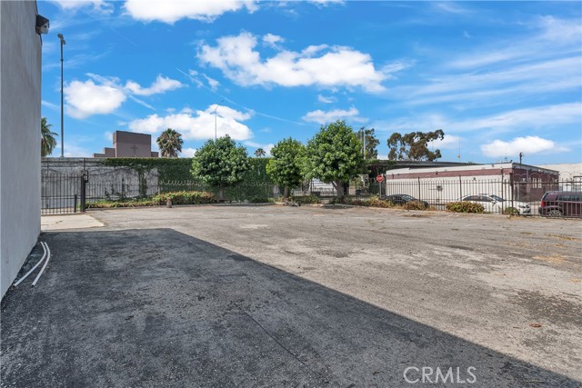 Compton, California, 90221, United States, ,Residential,For Sale,1938464