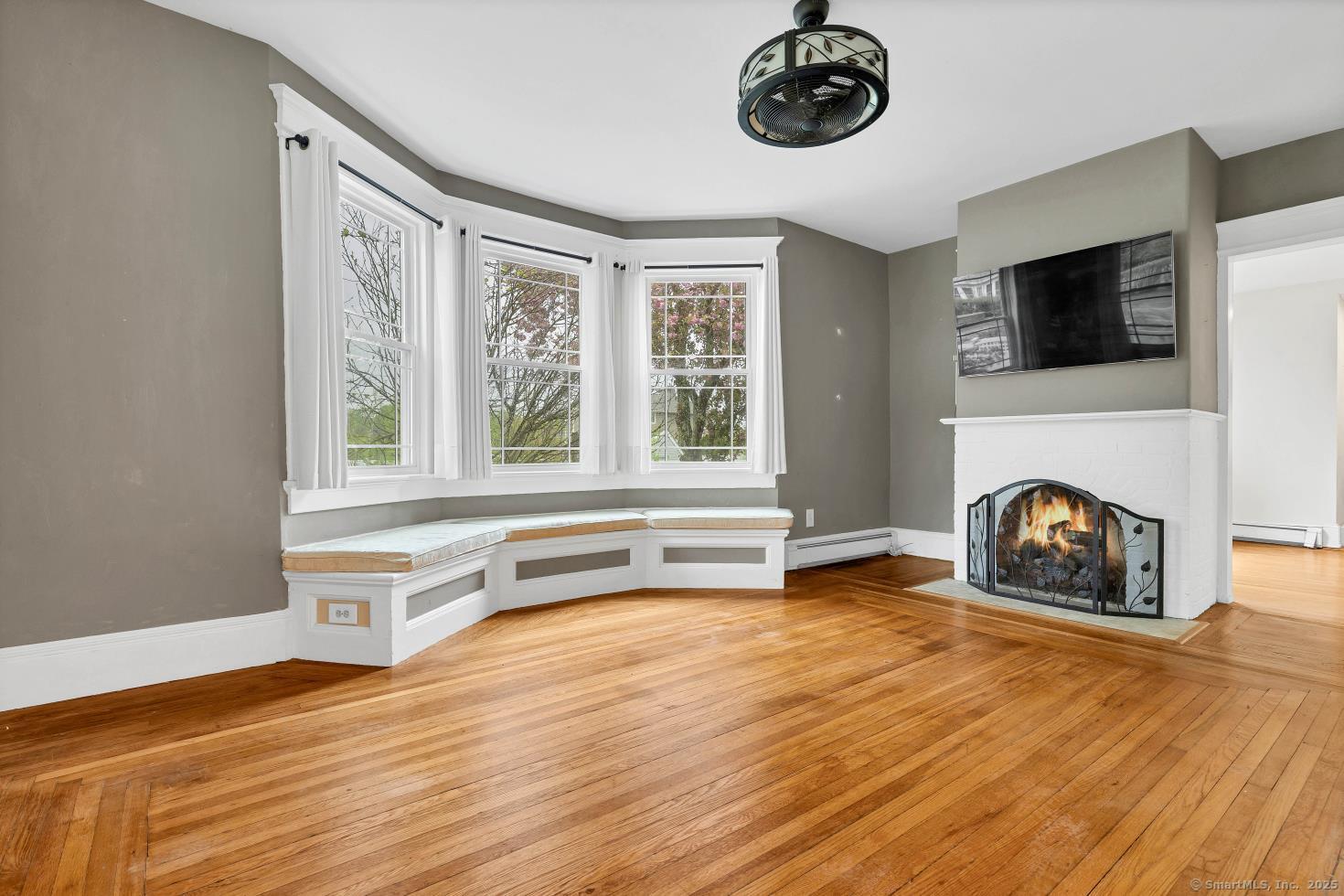 Old Saybrook, Connecticut, 06475, United States, 5 Bedrooms Bedrooms, ,3 BathroomsBathrooms,Residential,For Sale,1806241