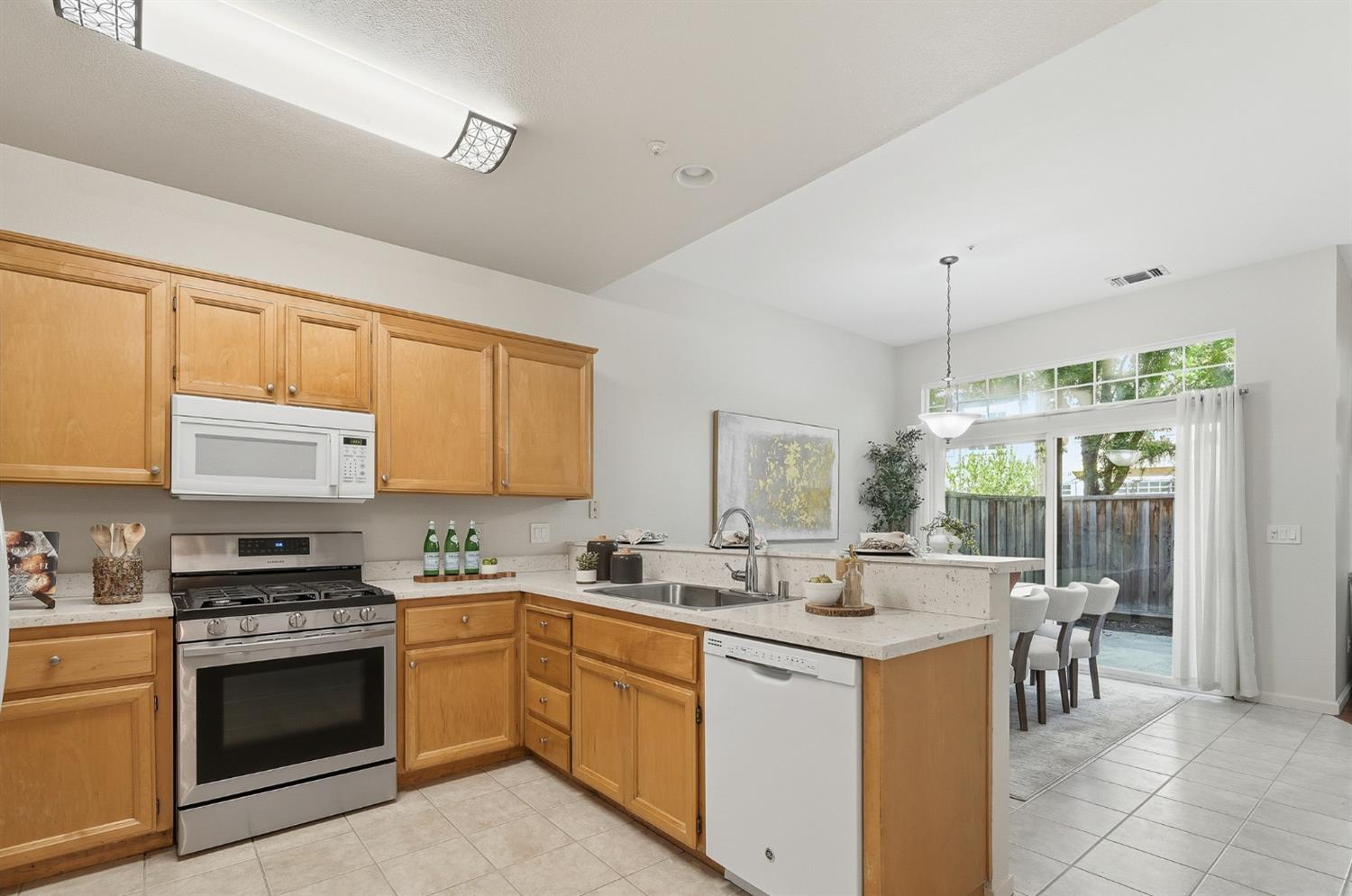 Pleasanton, California, 94588, United States, 3 Bedrooms Bedrooms, ,3 BathroomsBathrooms,Residential,For Sale,1984593