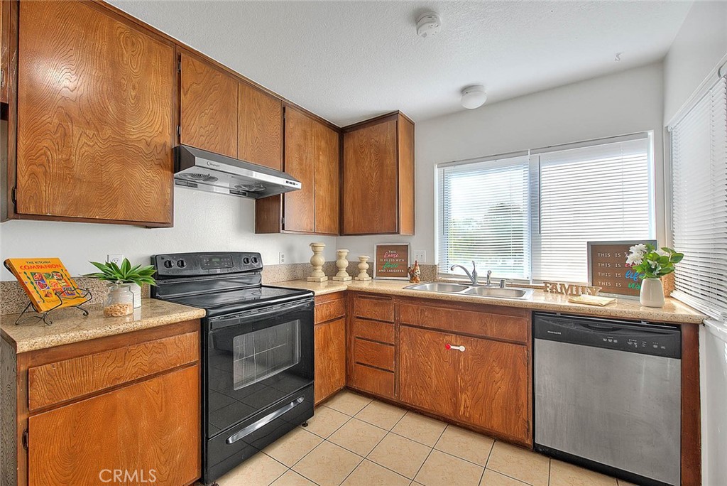 Diamond Bar, California, 91789, United States, 2 Bedrooms Bedrooms, ,1 BathroomBathrooms,Residential,For Sale,1878966