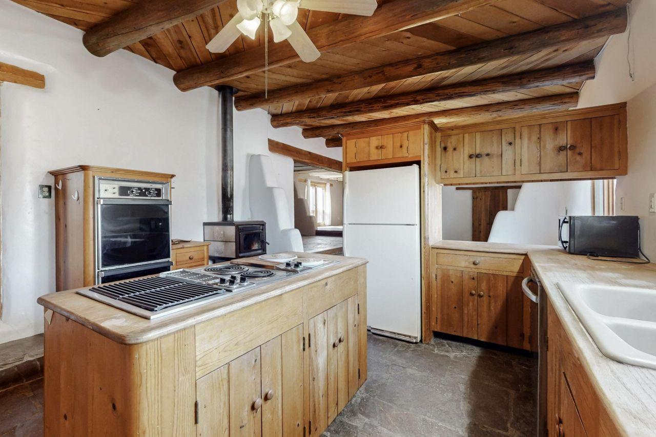 La Mesilla, New Mexico, 87532, United States, 5 Bedrooms Bedrooms, ,2 BathroomsBathrooms,Residential,For Sale,1762122