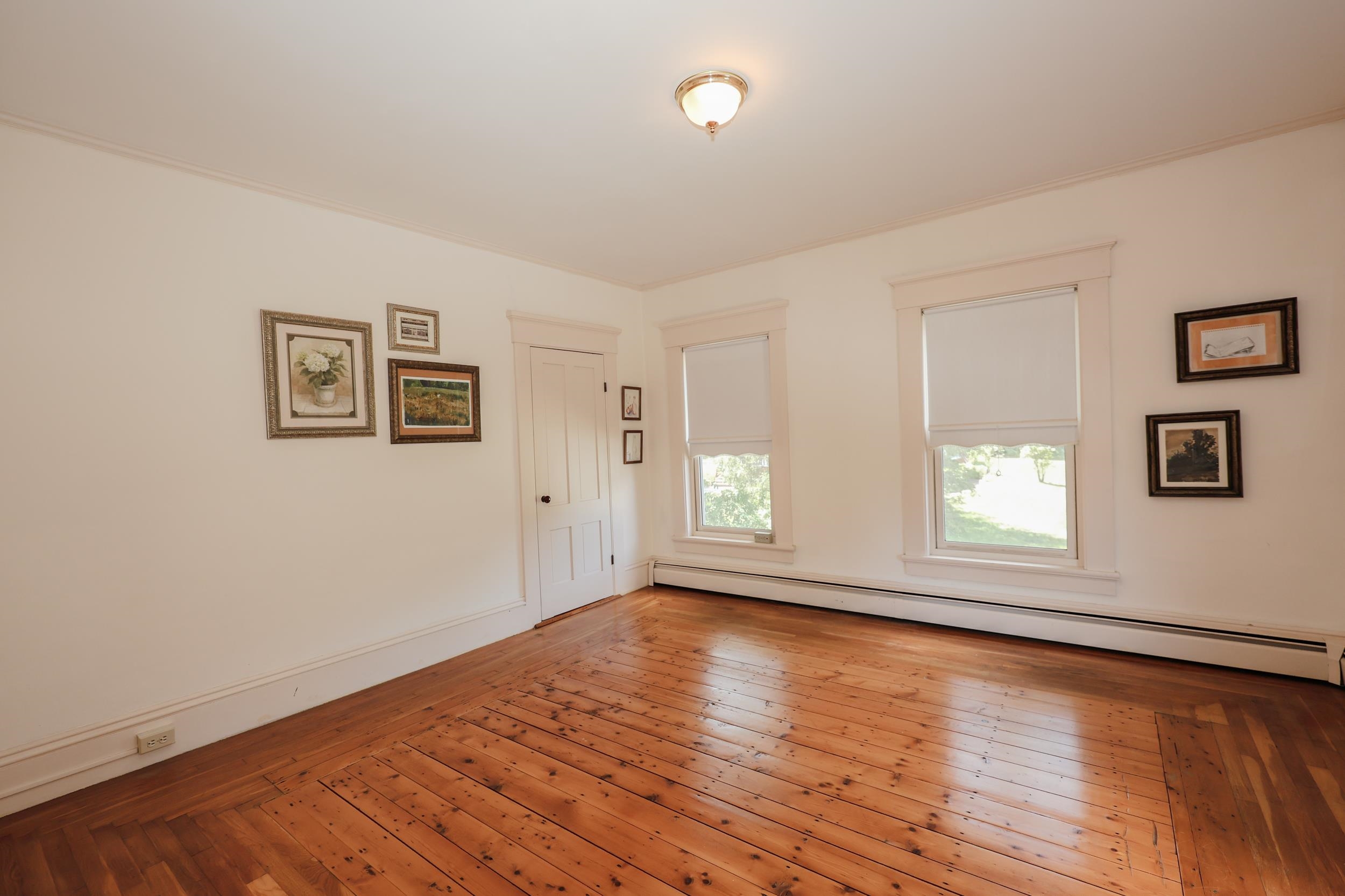 Goffstown, New Hampshire, 03045, United States, 4 Bedrooms Bedrooms, ,4 BathroomsBathrooms,Residential,For Sale,1901331