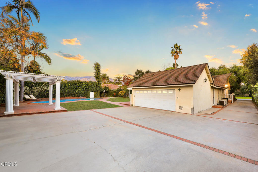 San Marino, California, 91108, United States, 5 Bedrooms Bedrooms, ,3 BathroomsBathrooms,Residential,For Sale,2002959