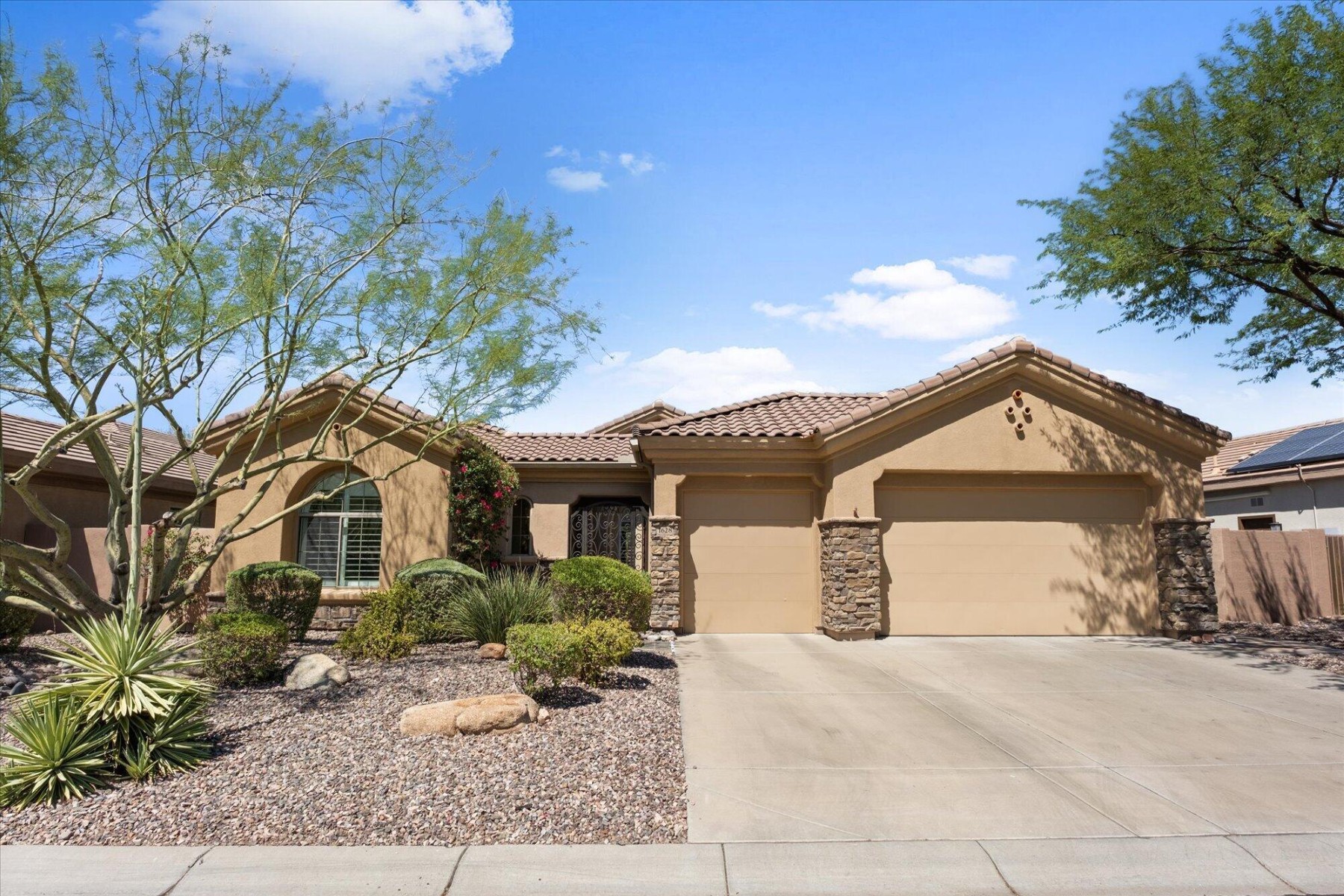  1628 W Ainsworth Drive¦Anthem, AZ - 物件實景