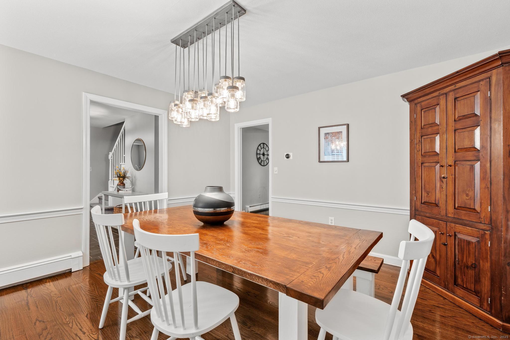 Simsbury, Connecticut, 06092, United States, 4 Bedrooms Bedrooms, ,3 BathroomsBathrooms,Residential,For Sale,1940650