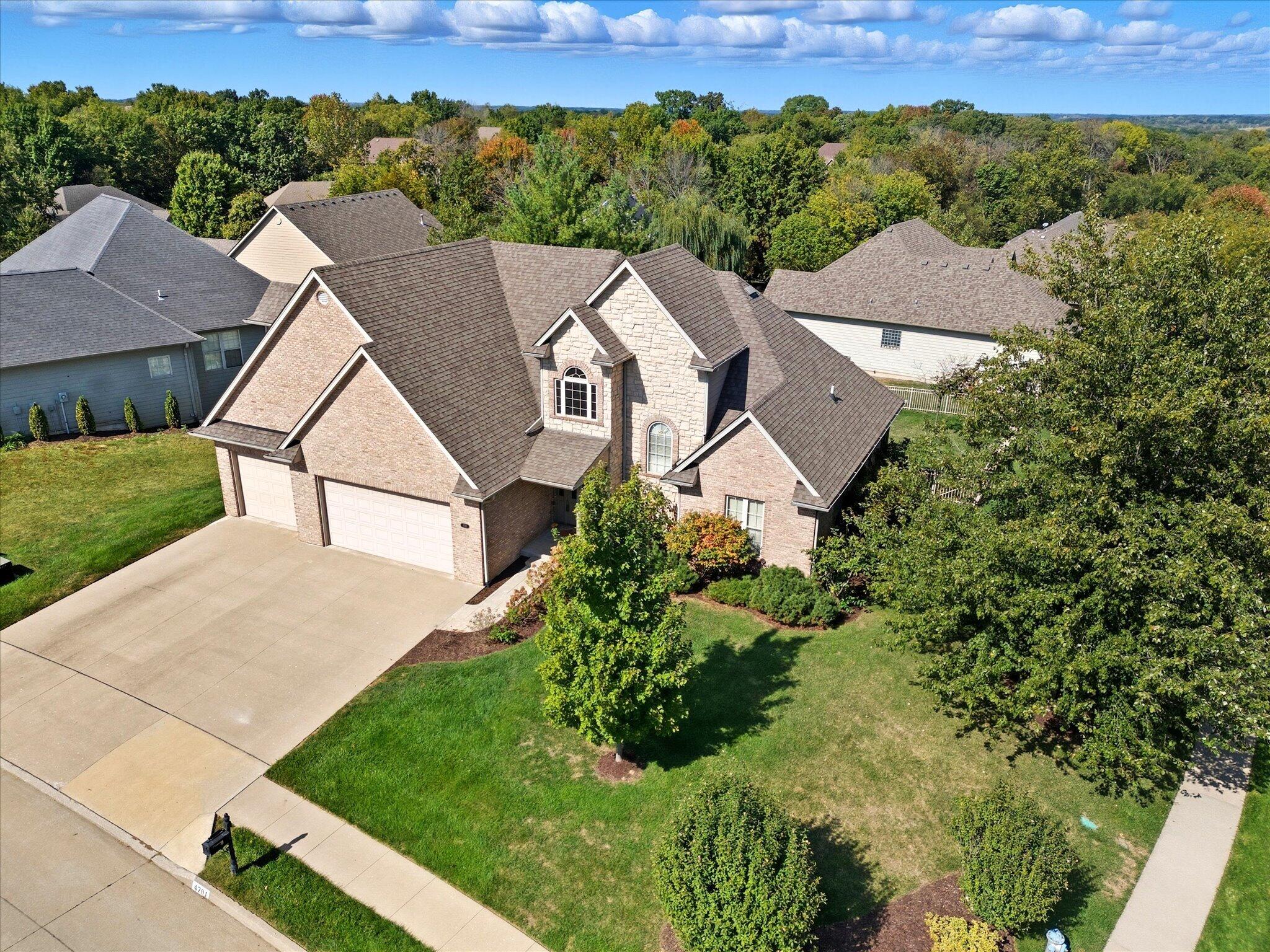 COLUMBIA, Missouri, 65203, United States, 4 Bedrooms Bedrooms, ,6 BathroomsBathrooms,Residential,For Sale,2013236