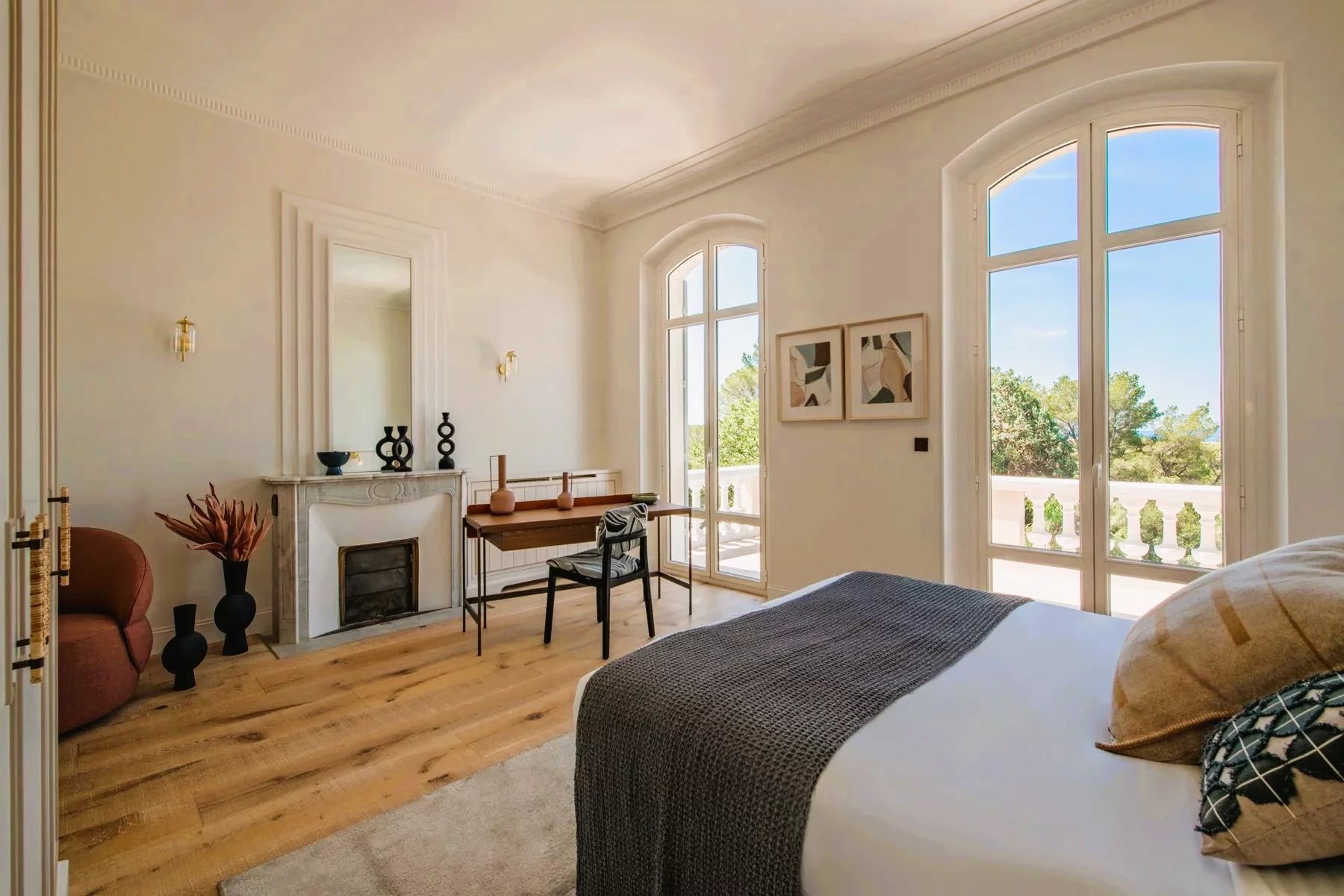Saint-Raphaël, Provence-Alpes-Côte d’Azur, 83700, FR, 5 Bedrooms Bedrooms, ,Residential,For Sale,1994544