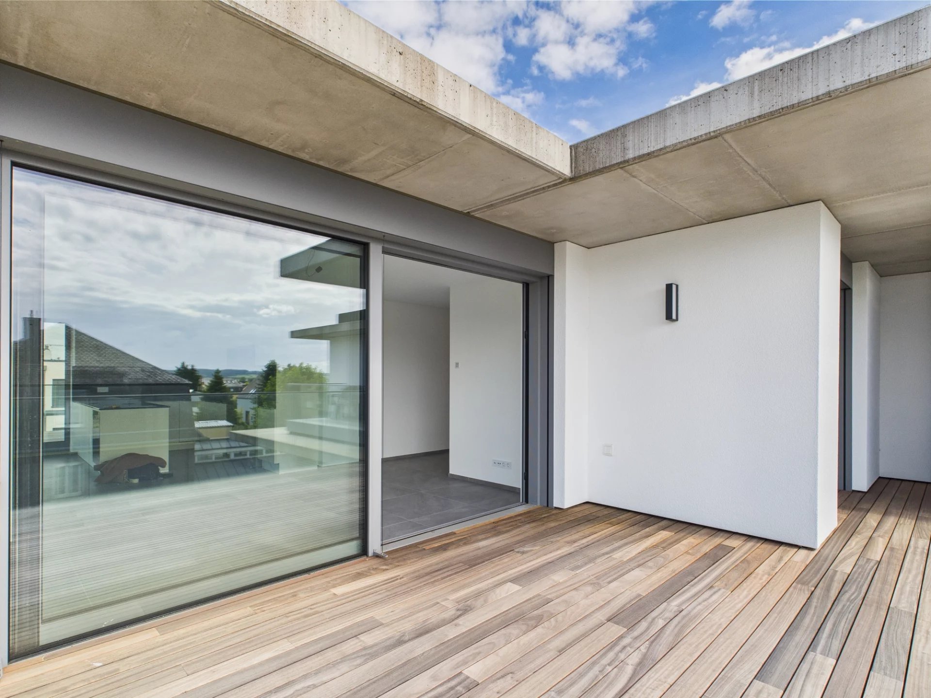 Strassen, Canton de Luxembourg, LU, 2 Bedrooms Bedrooms, ,3 BathroomsBathrooms,Residential,For Sale,1999039