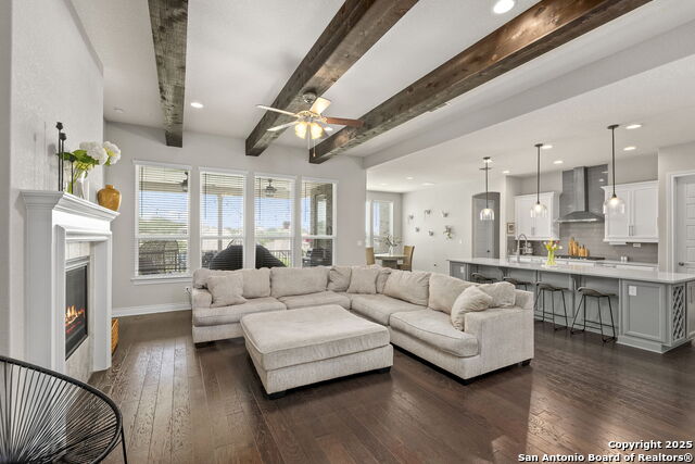 San Antonio, Texas, 78261, United States, 5 Bedrooms Bedrooms, ,5 BathroomsBathrooms,Residential,For Sale,1827097