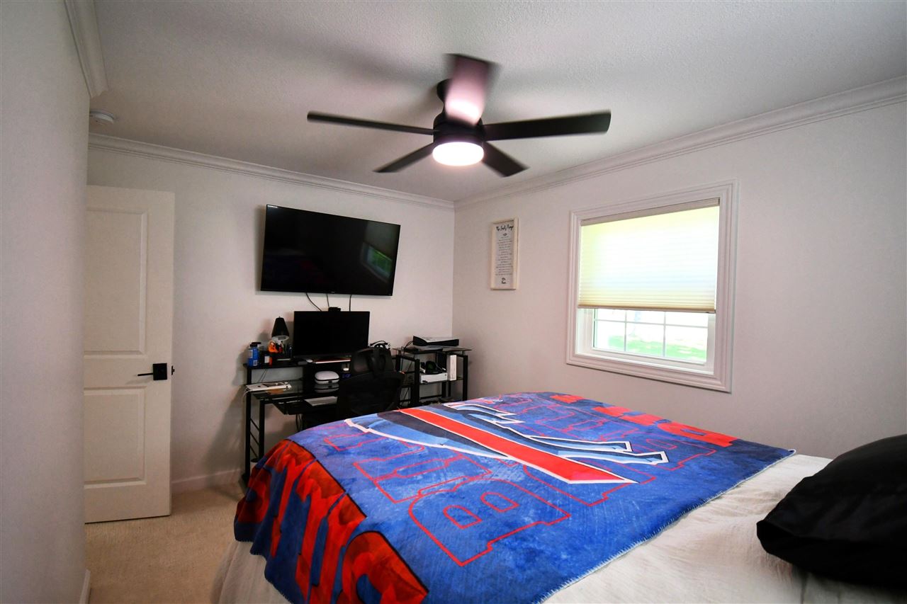 Alanson, Michigan, 49706, United States, 5 Bedrooms Bedrooms, ,3 BathroomsBathrooms,Residential,For Sale,1876087