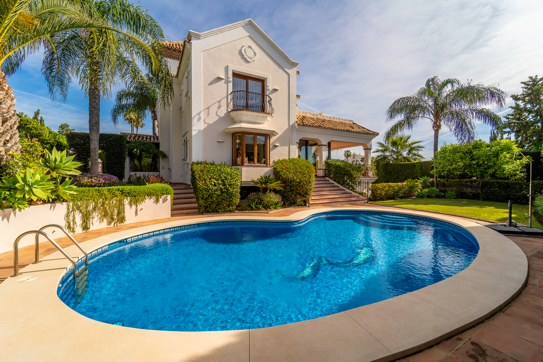  Villa with independent apartment in Nueva Milla de Oro, Estepona - 物件實景