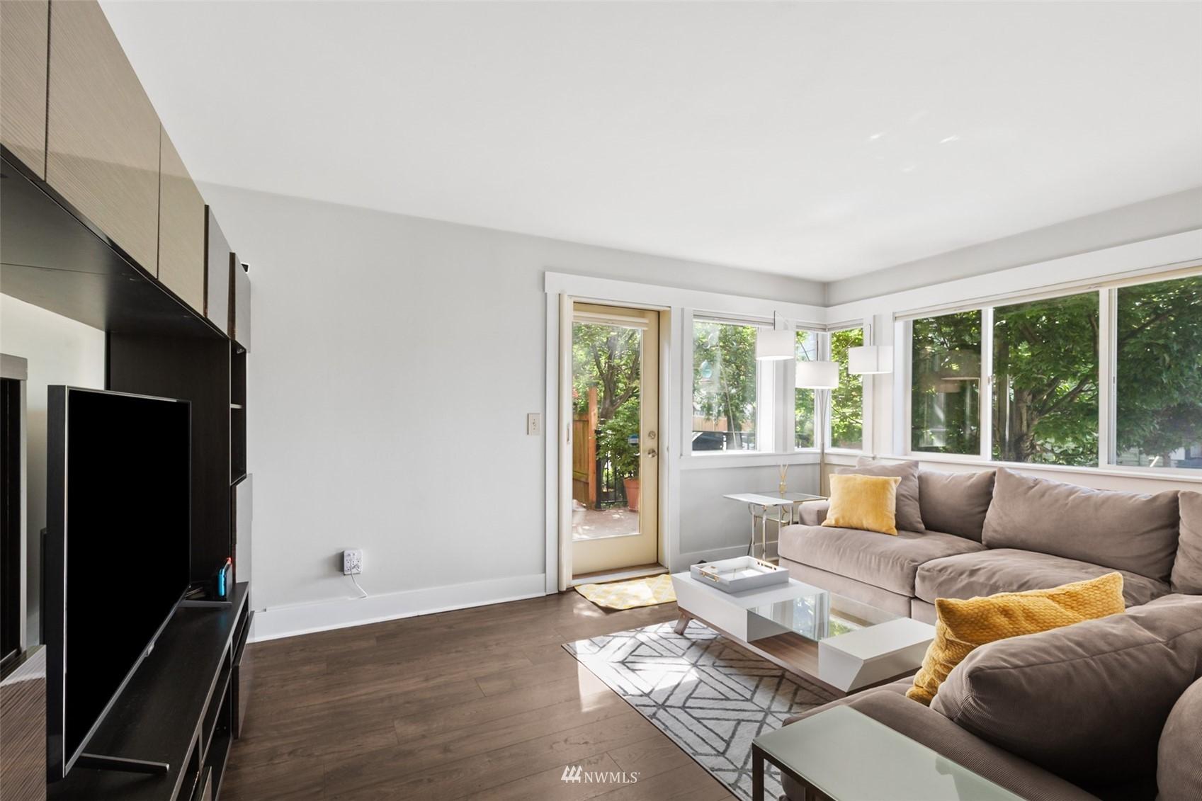 120 39TH STREET 108, SEATTLE, Washington, 98107, United States, 2 Bedrooms Bedrooms, ,2 BathroomsBathrooms,Residential,For Sale,120 39TH STREET 108,1625745