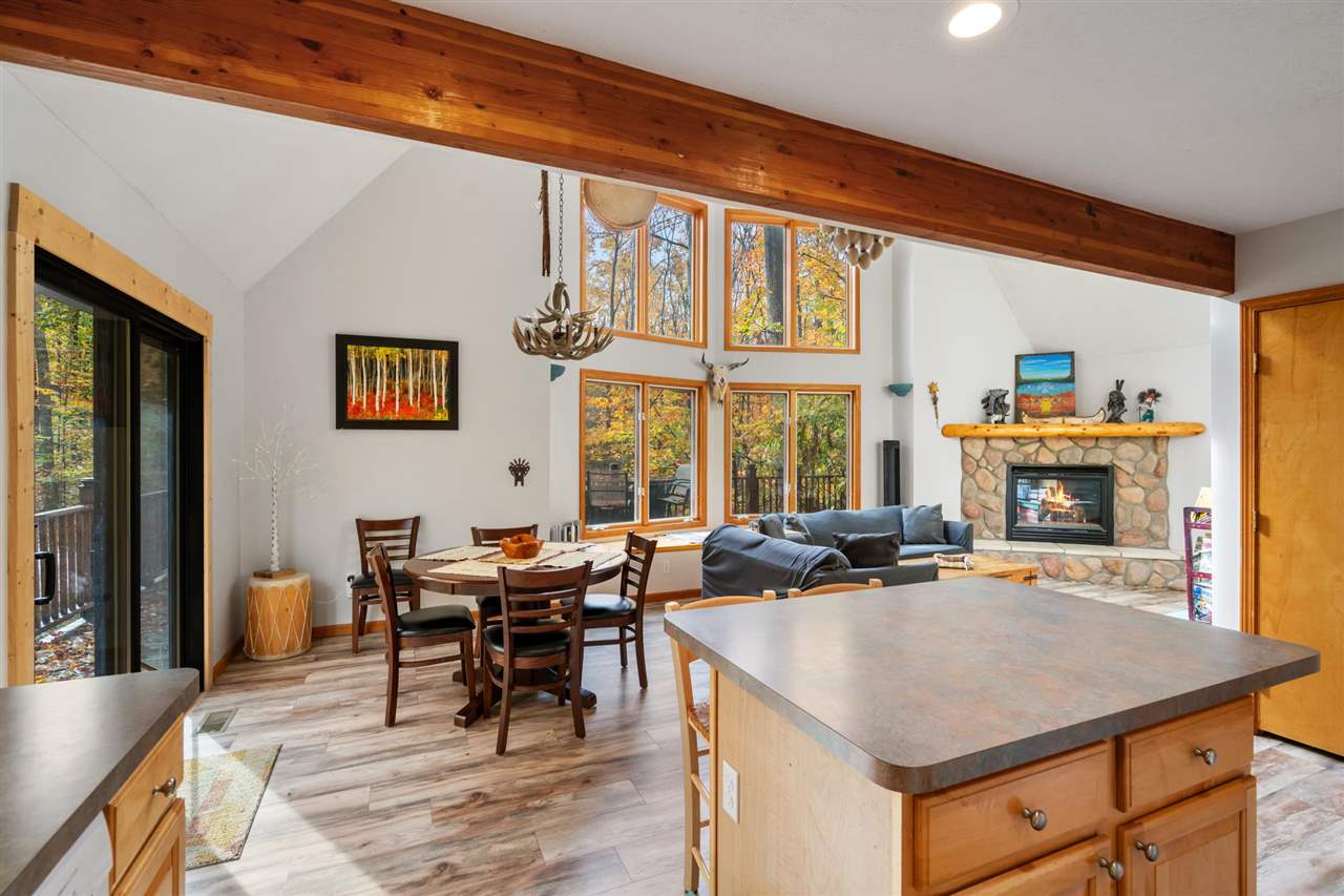 Harbor Springs, Michigan, 49740, United States, 3 Bedrooms Bedrooms, ,2 BathroomsBathrooms,Residential,For Sale,1989648