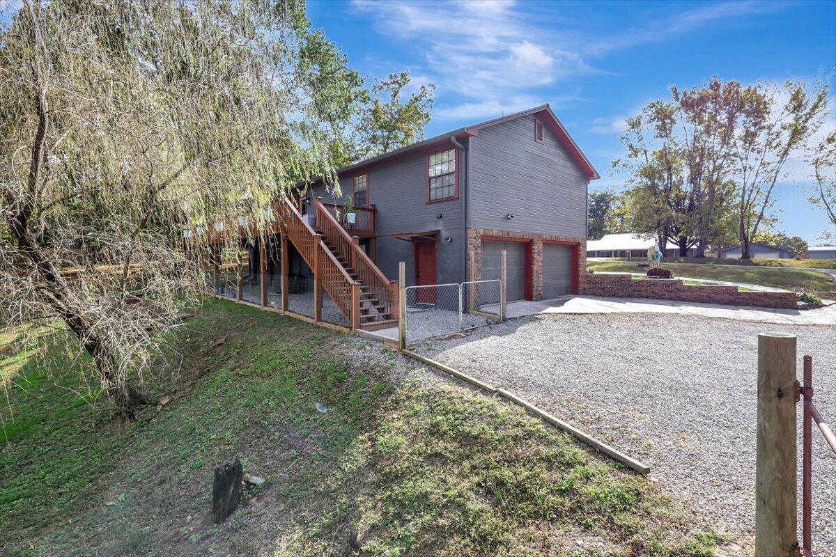 Dayton, Tennessee, 37321, United States, 3 Bedrooms Bedrooms, ,3 BathroomsBathrooms,Residential,For Sale,1967660