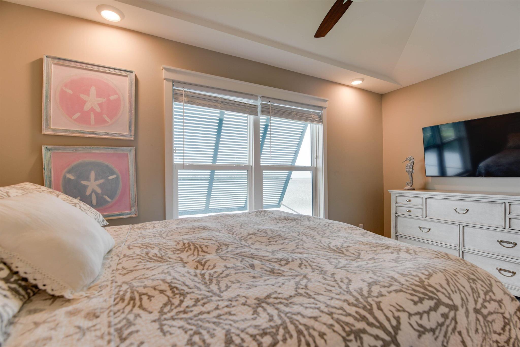 Marathon, Florida, 33050, United States, 2 Bedrooms Bedrooms, ,2 BathroomsBathrooms,Residential,For Sale,2001669