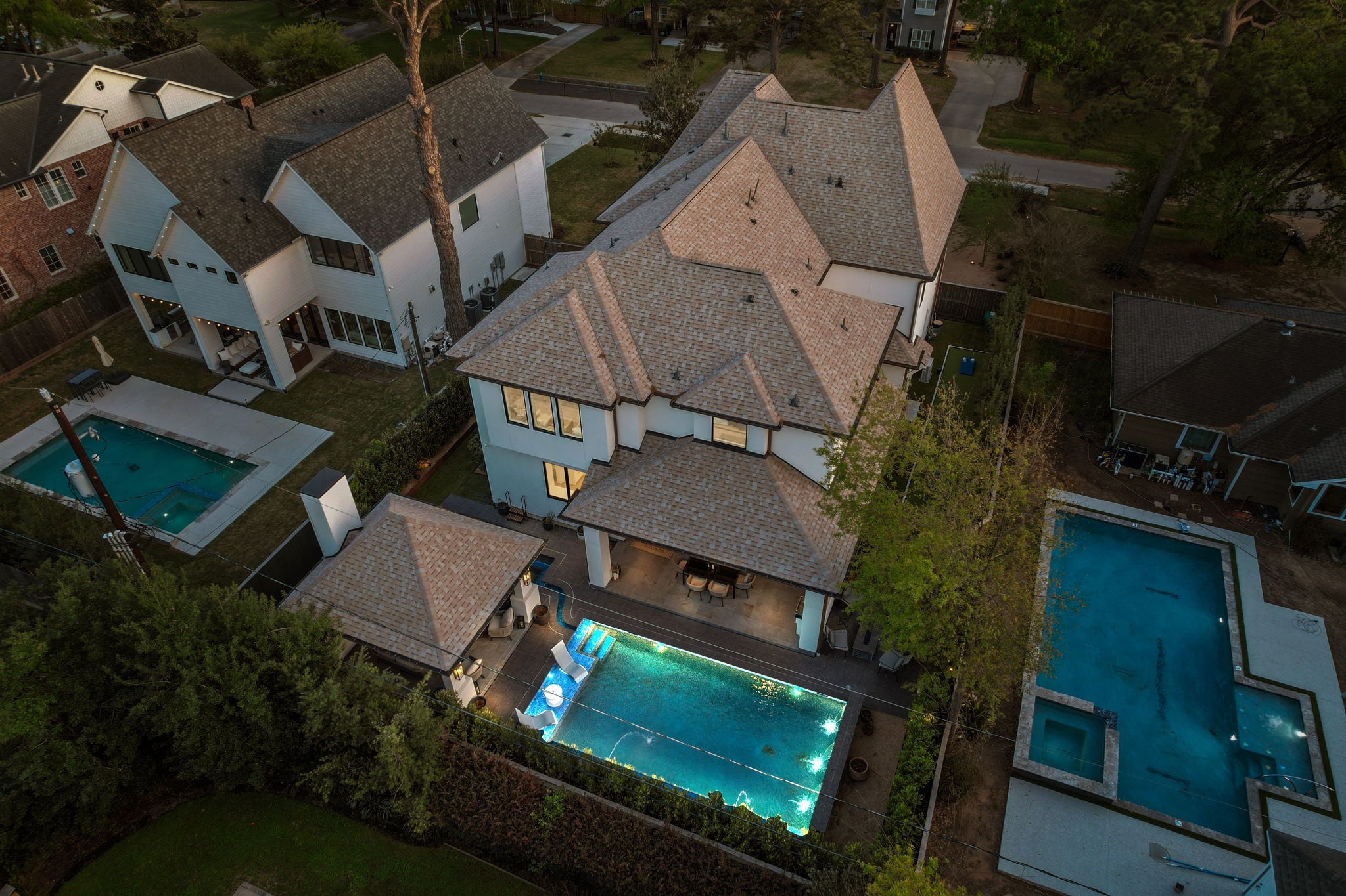  878 W 41st Street - 物件實景