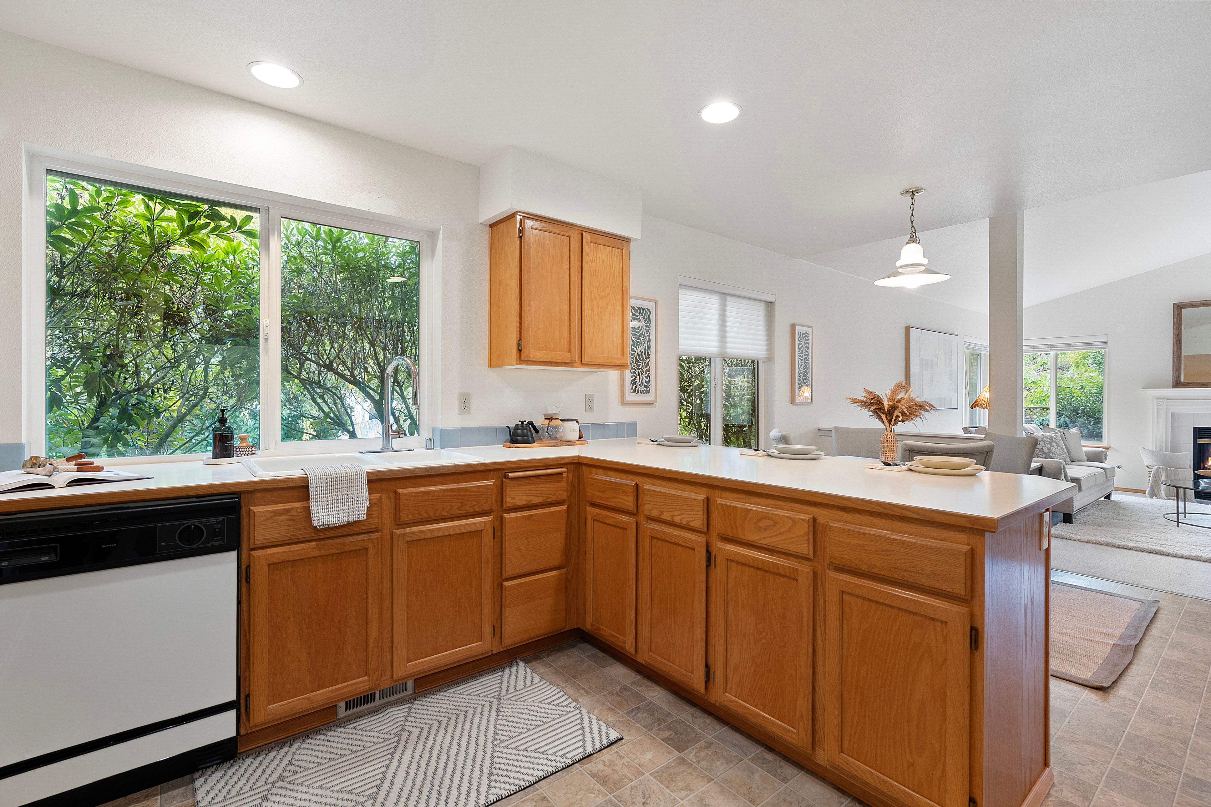  517 Galloway St, Steilacoom, WA 98388 - 物件實景