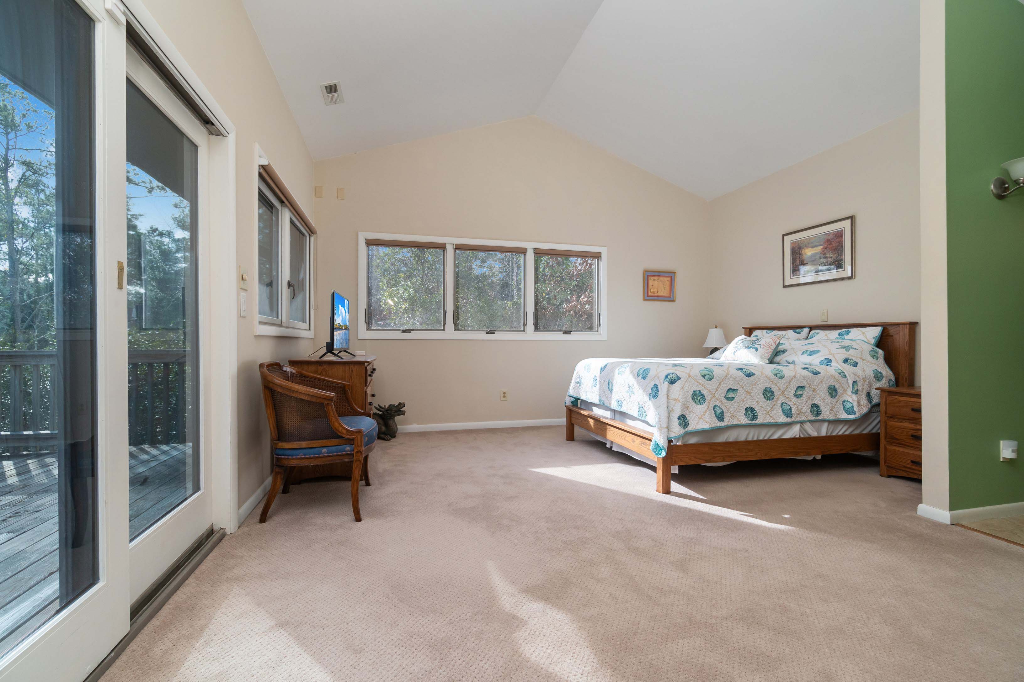 Oriental, North Carolina, 28571, United States, 3 Bedrooms Bedrooms, ,3 BathroomsBathrooms,Residential,For Sale,2005198