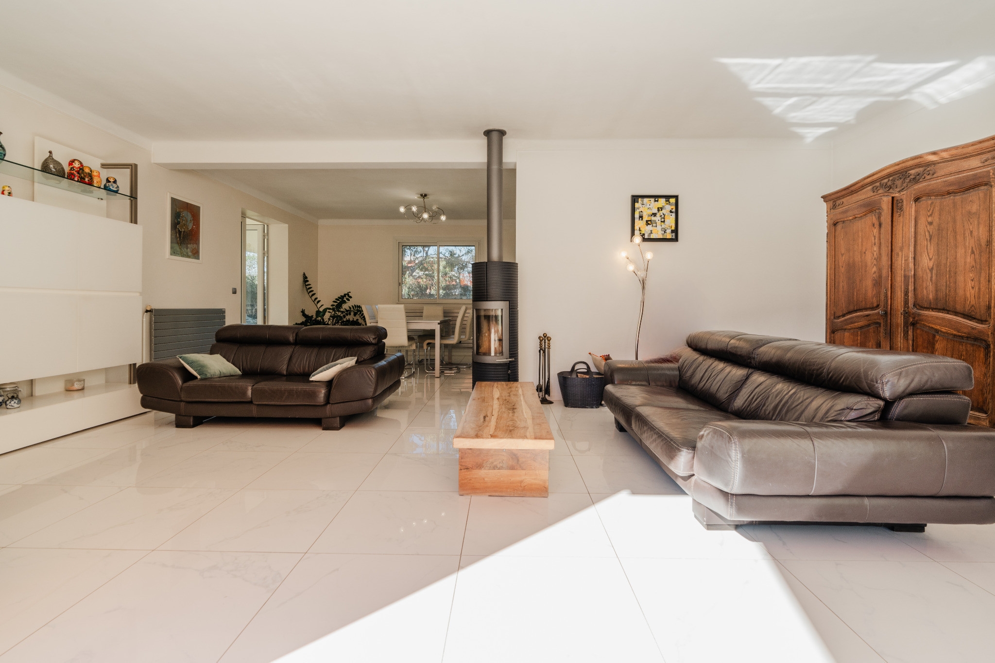  House with garden, swimming pool and garage in sought-after area - 物件實景