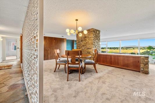 Caldwell, Idaho, 83605, United States, 2 Bedrooms Bedrooms, ,3 BathroomsBathrooms,Residential,For Sale,1979980