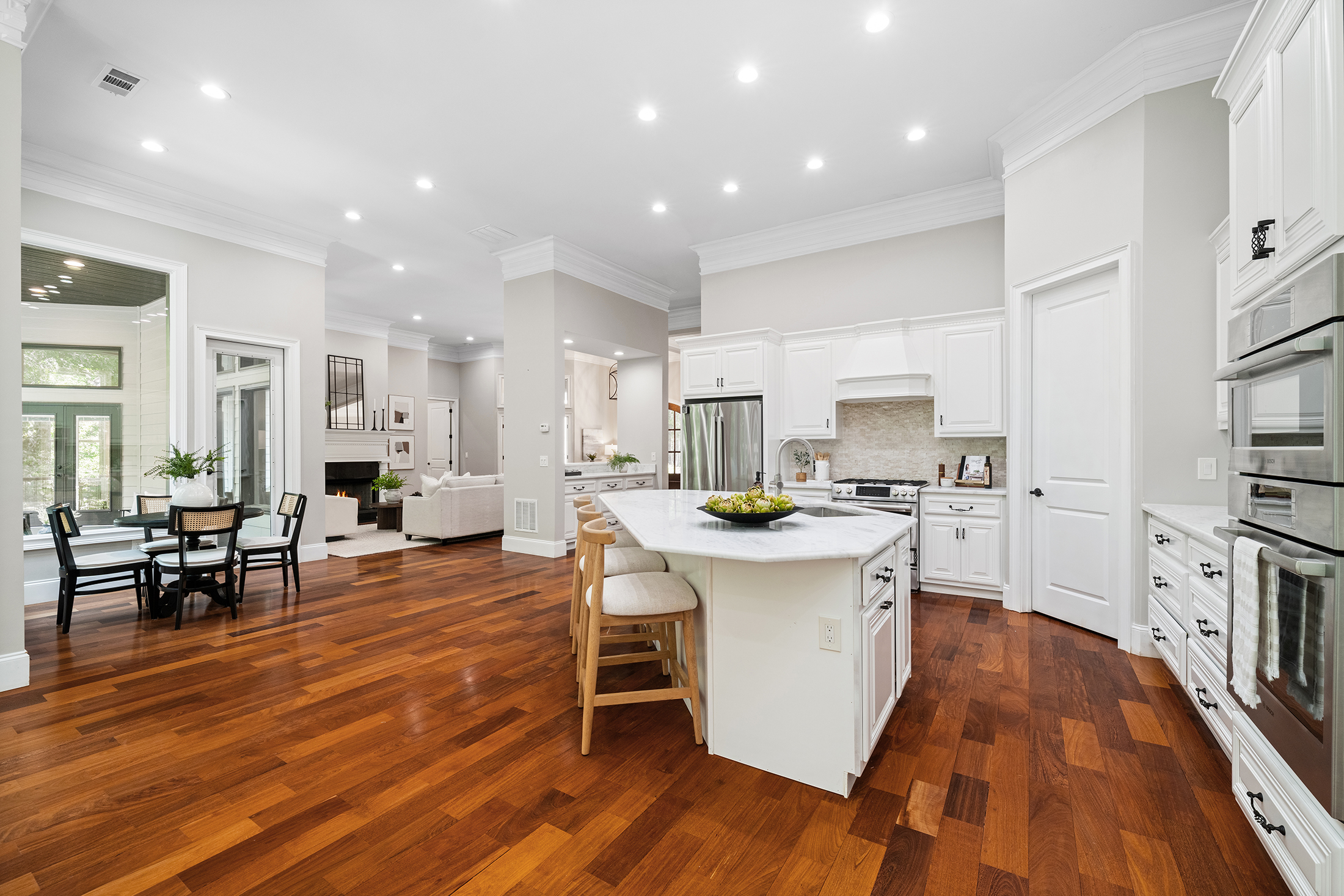  A Custom Residence Designed with an Impressive Sense of Volume - 物件實景