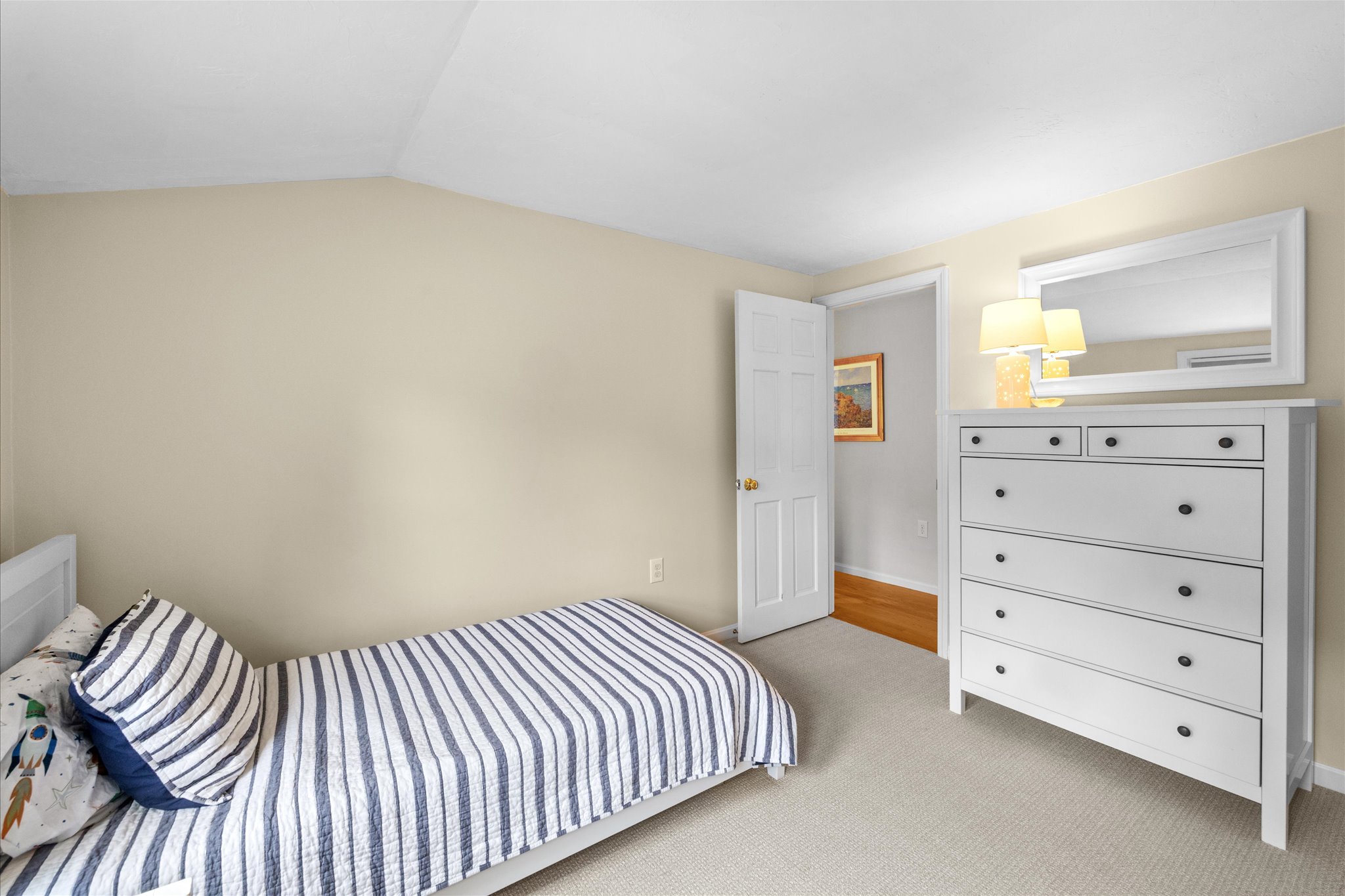  854 union  st, marshfield - 物件實景