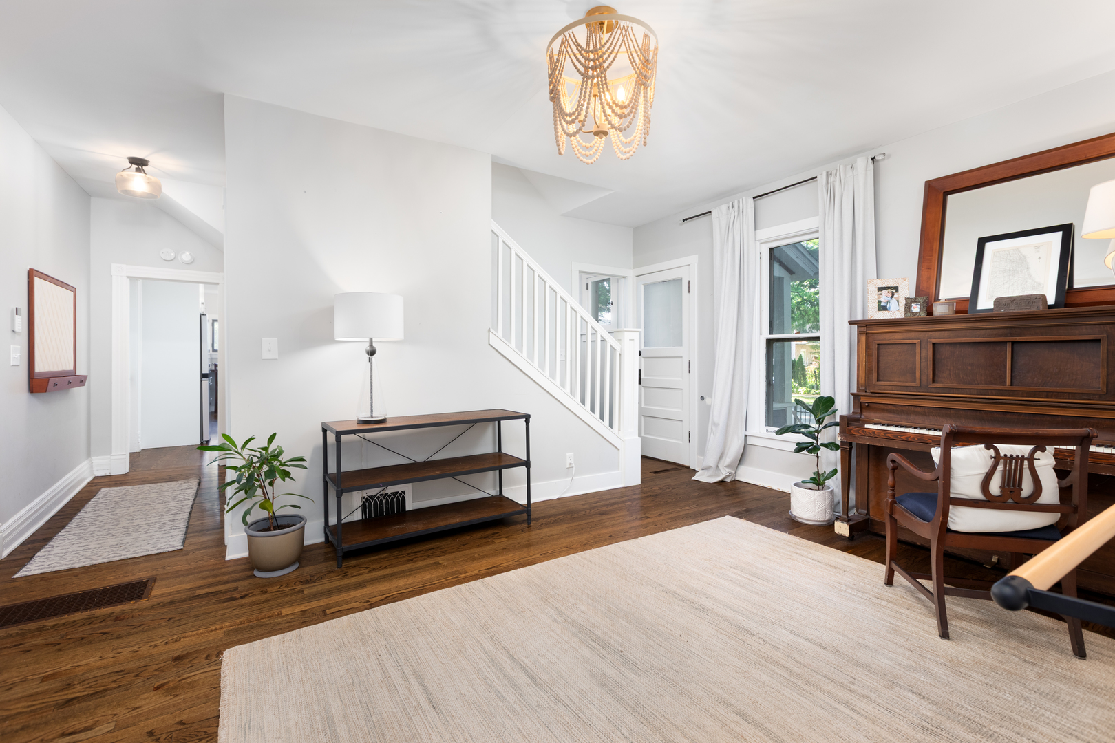 Naperville, Illinois, 60540, United States, 4 Bedrooms Bedrooms, ,3 BathroomsBathrooms,Residential,For Sale,1989489