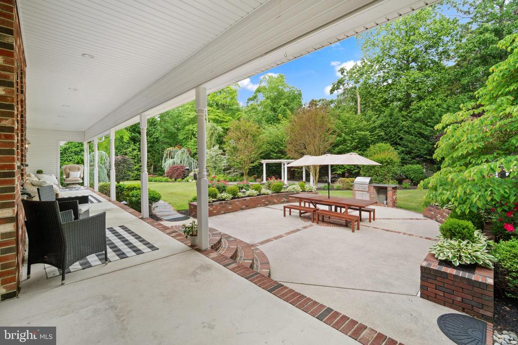 Hammonton, New Jersey, 08037, United States, 5 Bedrooms Bedrooms, ,5 BathroomsBathrooms,Residential,For Sale,1834534