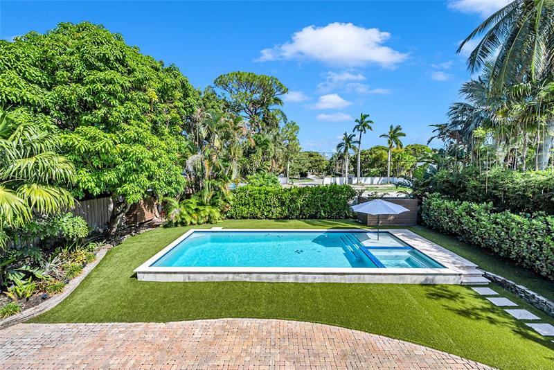 Fort Lauderdale, Florida, 33304, United States, 3 Bedrooms Bedrooms, ,3 BathroomsBathrooms,Residential,For Sale,1985546