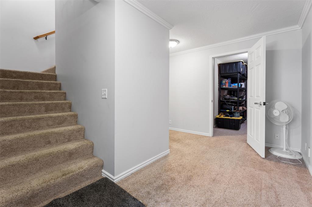 Missoula, Montana, 59803, United States, 4 Bedrooms Bedrooms, ,4 BathroomsBathrooms,Residential,For Sale,1895137