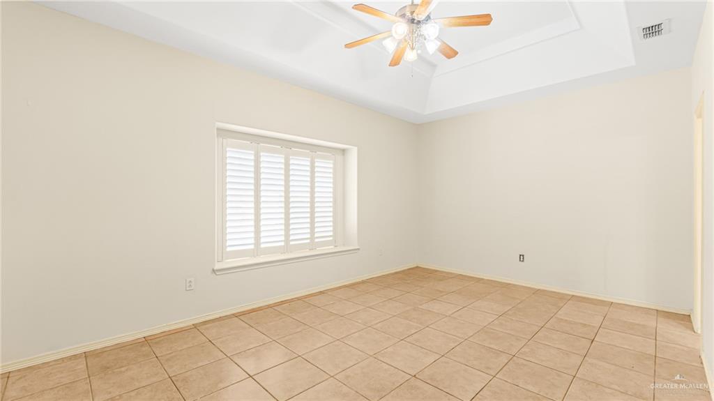 Edinburg, Texas, 78541, United States, 4 Bedrooms Bedrooms, ,3 BathroomsBathrooms,Residential,For Sale,1933040
