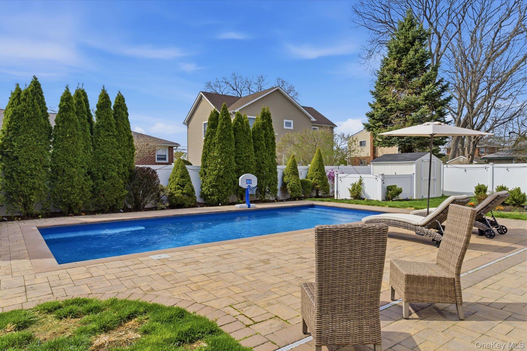  192 N Chestnut Street, Massapequa, NY, 11758 - 物件實景