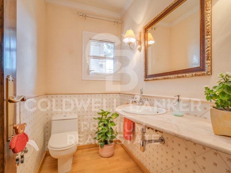 Cerdanyola del Vallès, Catalonia, ES, 4 Bedrooms Bedrooms, ,3 BathroomsBathrooms,Residential,For Sale,1481856