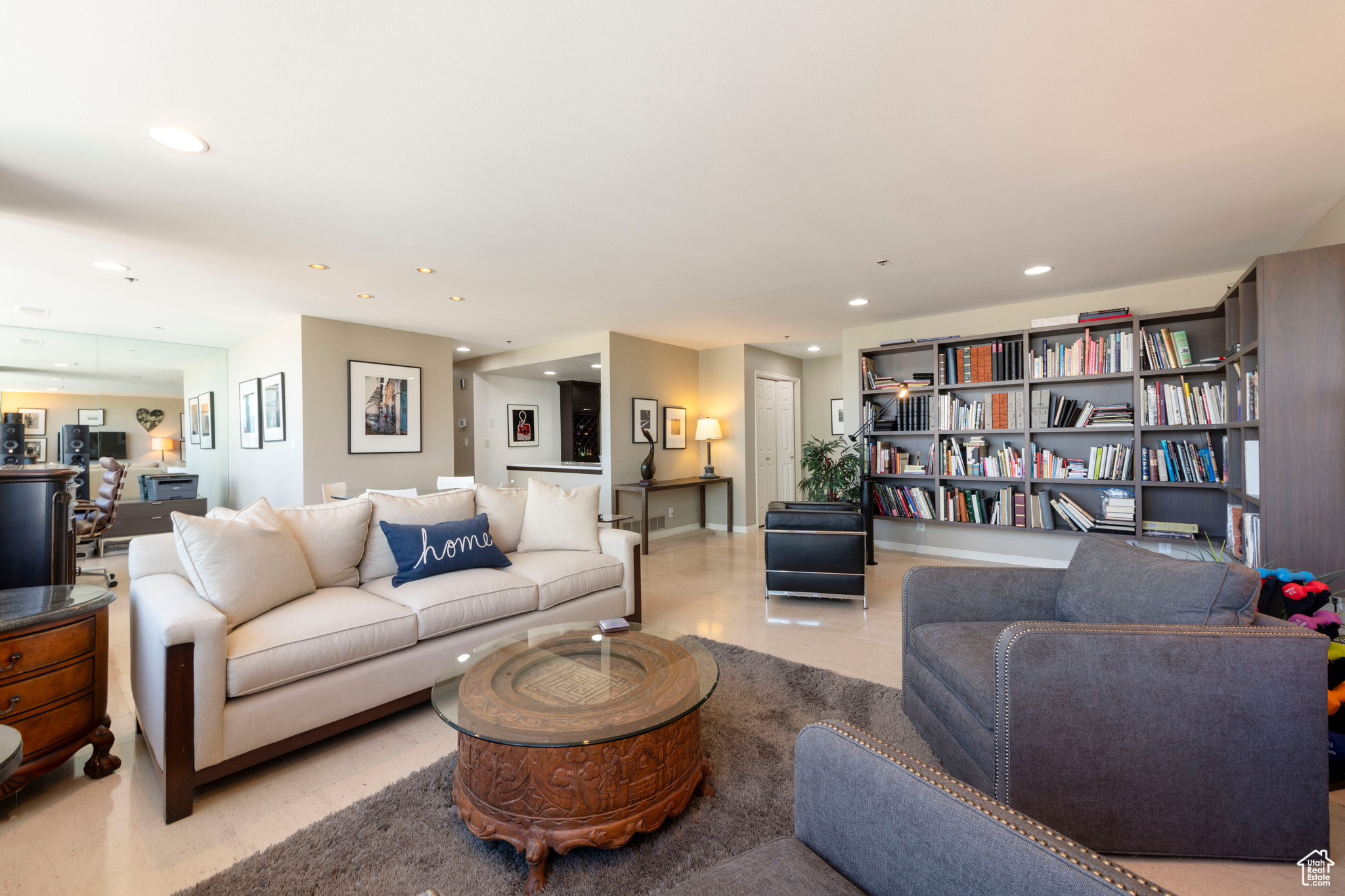 Salt Lake City, Utah, 84101, United States, 2 Bedrooms Bedrooms, ,1 BathroomBathrooms,Residential,For Sale,1897023