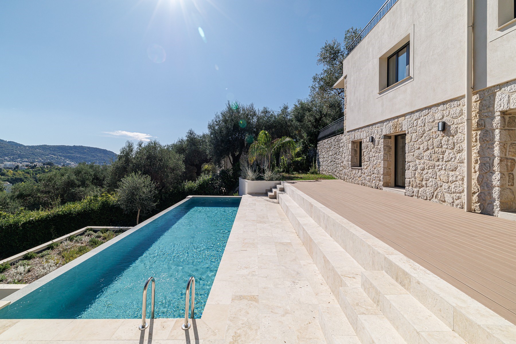  Contemporary villa for sale Nice Gairaut : 5 bedrooms, pool, rooftop terrace - 物件實景