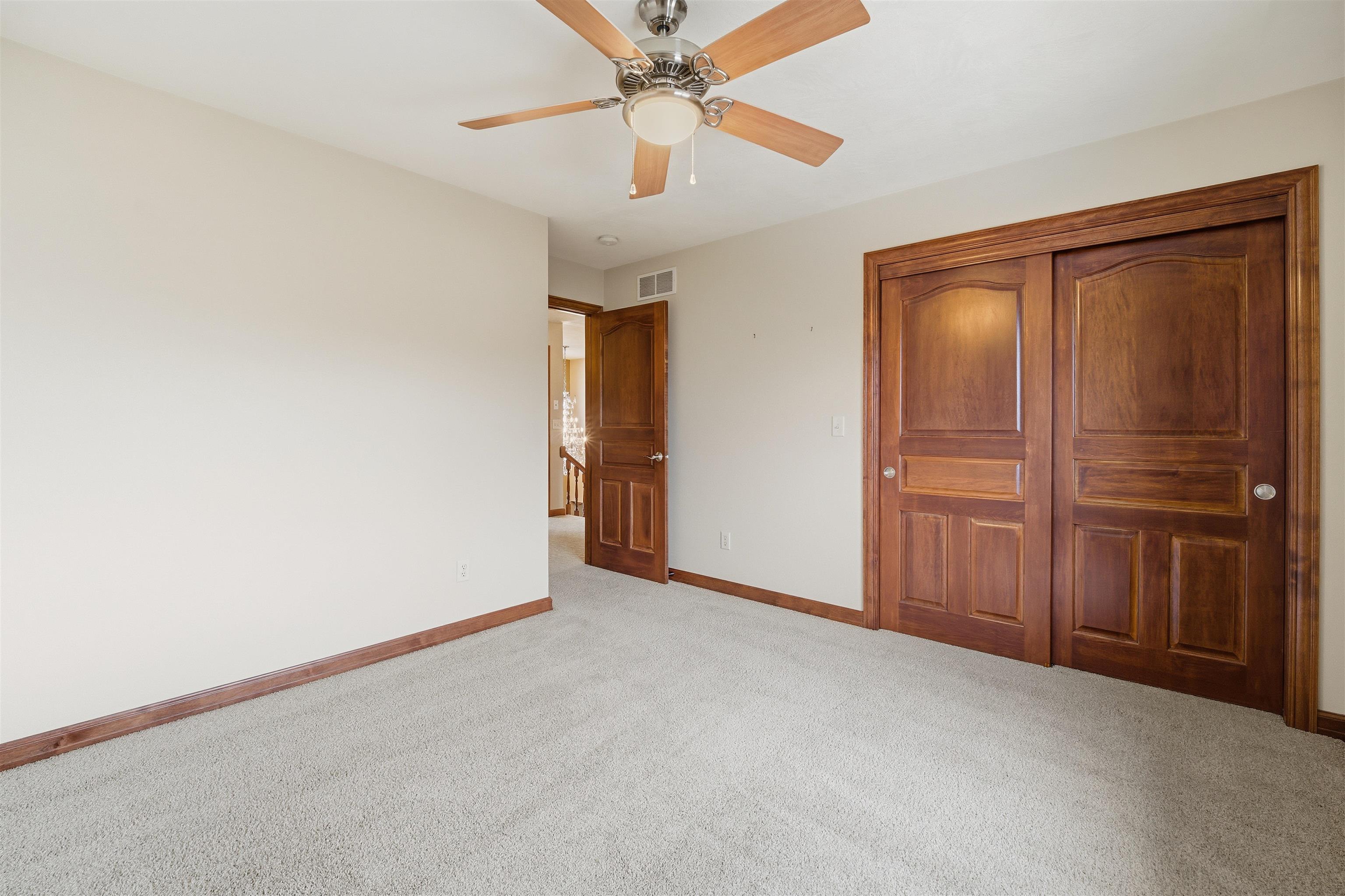 Oshkosh, Wisconsin, 54904, United States, 4 Bedrooms Bedrooms, ,4 BathroomsBathrooms,Residential,For Sale,2009649