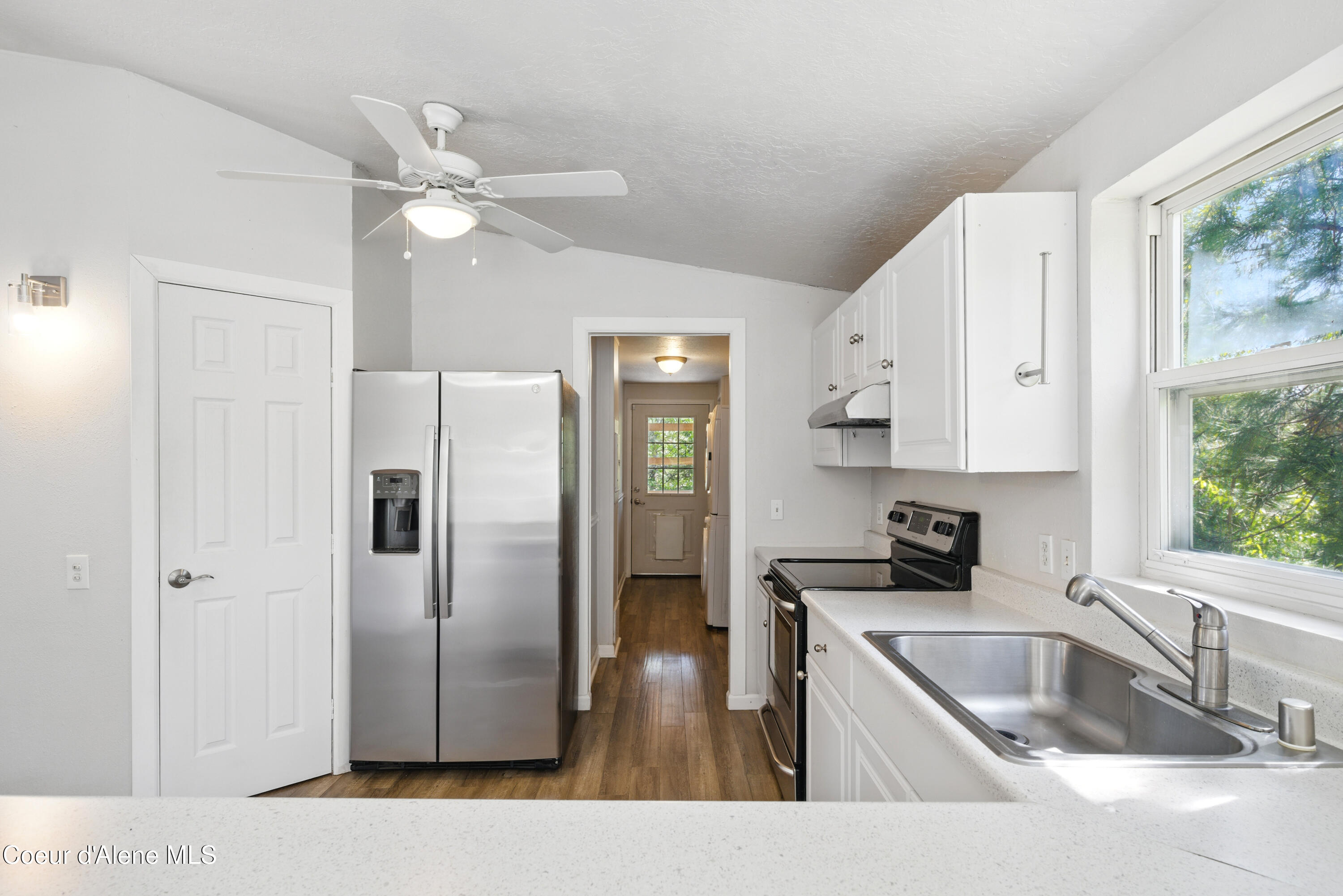Coeur D'alene, Idaho, 83814, United States, 3 Bedrooms Bedrooms, ,Residential,For Sale,1794025