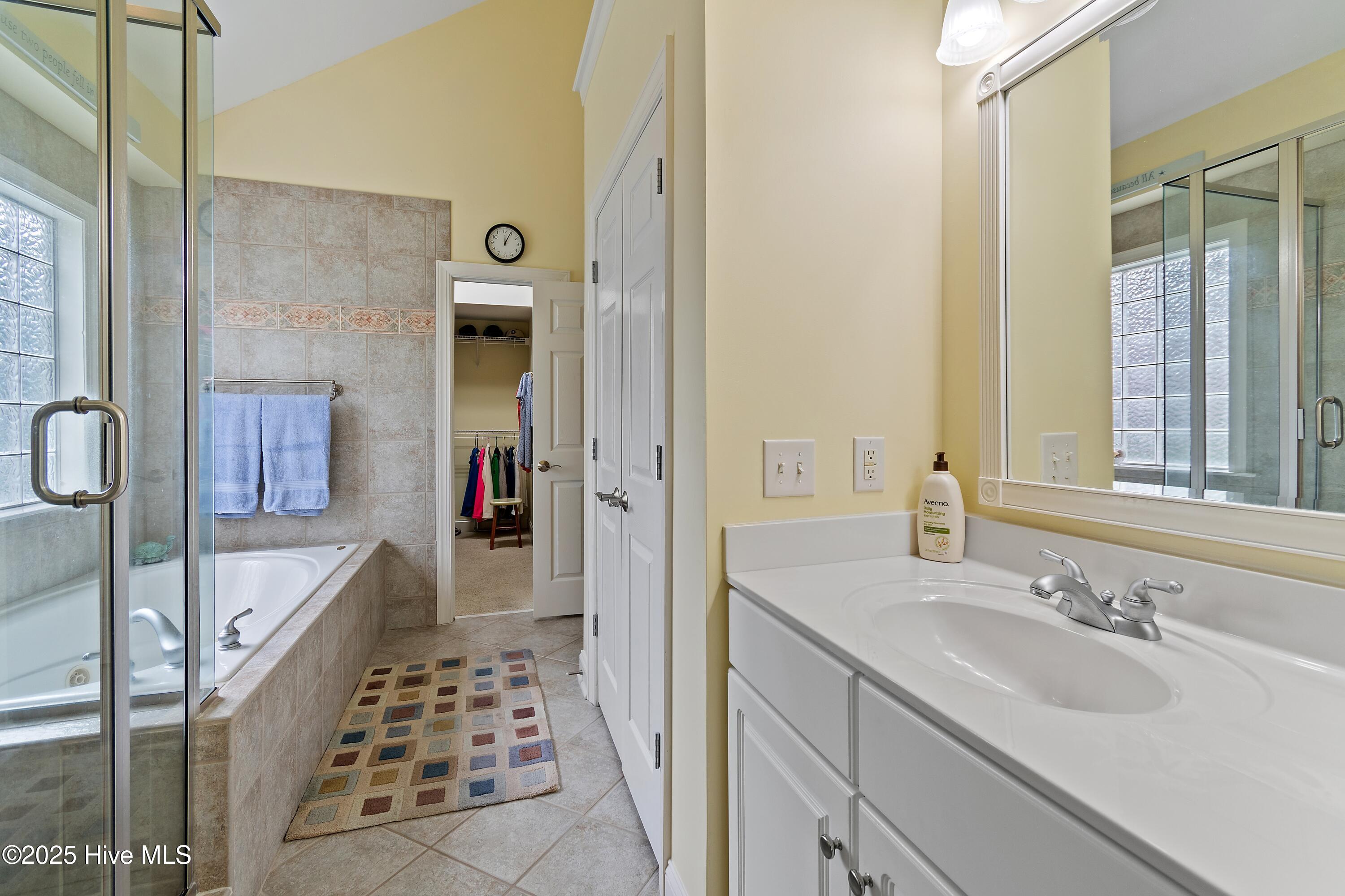 Southport, North Carolina, 28461, United States, 4 Bedrooms Bedrooms, ,3 BathroomsBathrooms,Residential,For Sale,1903554