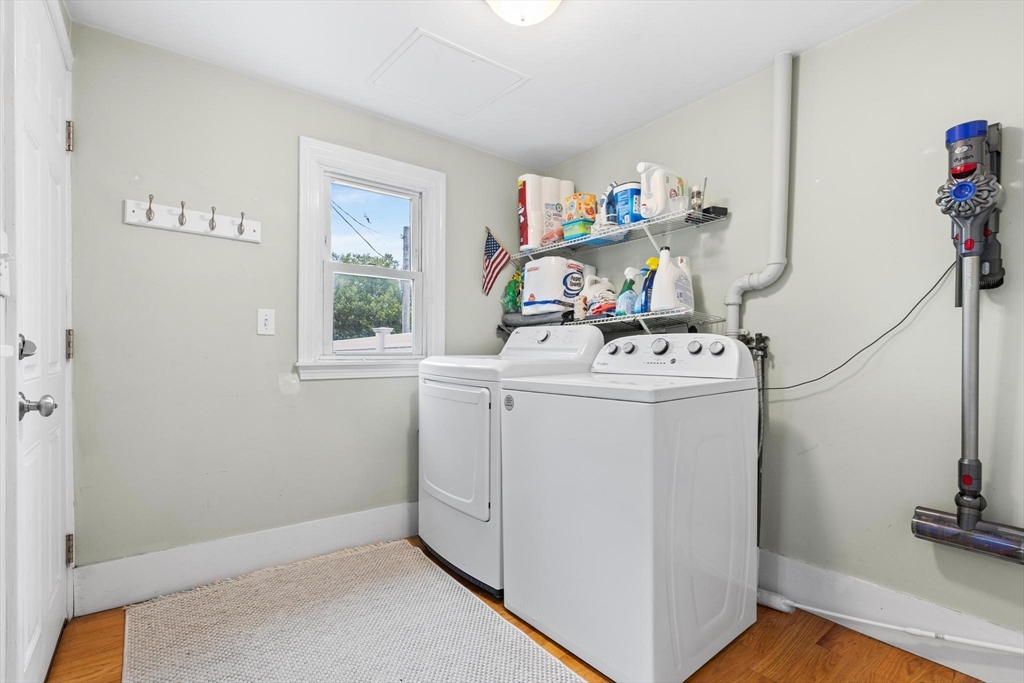 Boston, Massachusetts, 02129, United States, 5 Bedrooms Bedrooms, ,2 BathroomsBathrooms,Residential,For Sale,1890648