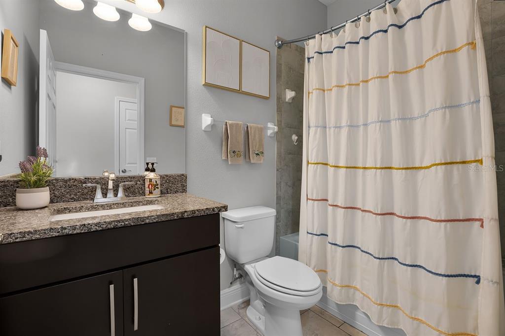 Lakeland, Florida, 33810, United States, 4 Bedrooms Bedrooms, ,3 BathroomsBathrooms,Residential,For Sale,1950901